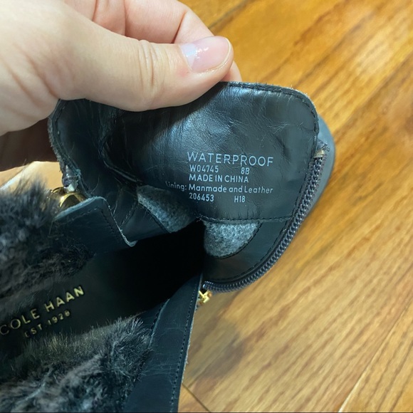 COLE HAAN GREY QUINNEY WATERPROOF BOOTIE SIZE 8 - Picture 9 of 9
